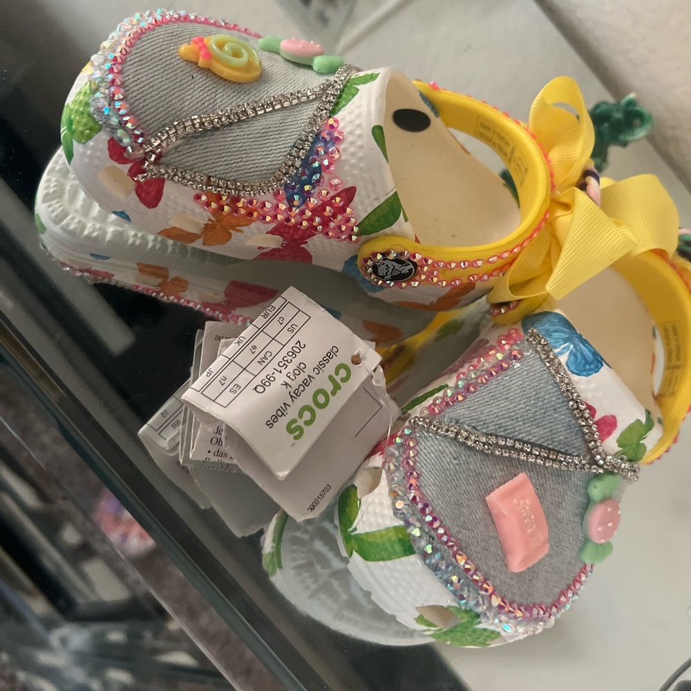 Custom baby crops